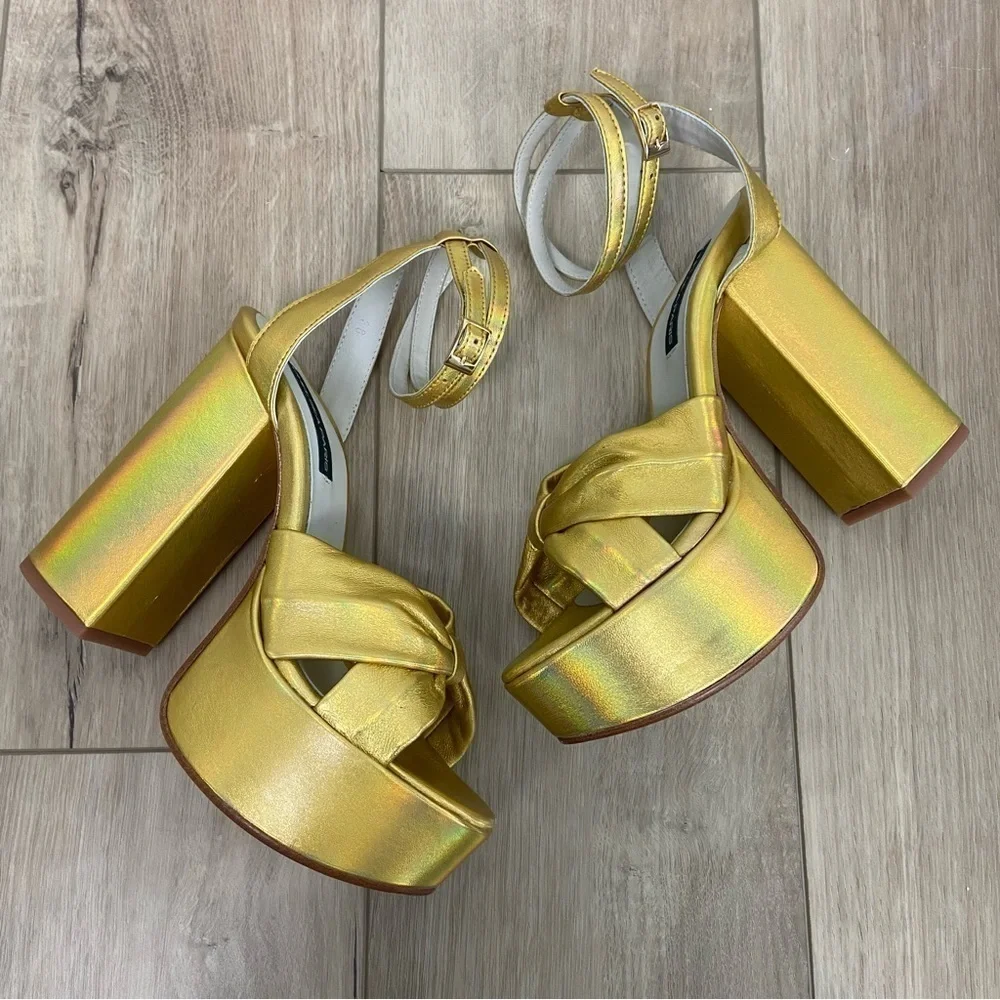 Revolve Chelsea Paris Zasa Platform Sandal in Gold Holo Size 38